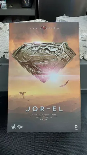 Boneco Colecionável Jor-El - Homem de Aço (MMS201)