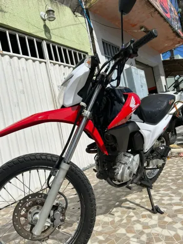 Bros (Broz) 2015 com apenas 61 mil rodados moto muito nova