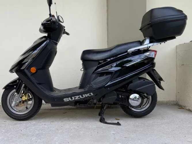 Suzuki Burgman AN 125