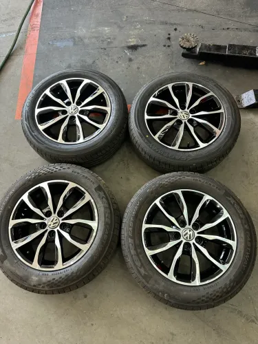 Rodas aro 15 Fox,virtus,polo,space fox,Cross Fox+pneus Xbri semi novo 