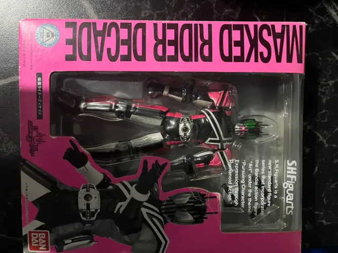 Boneco Kamen Rider Decade SHFiguarts