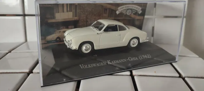 Miniatura Volkswagem Karmann Ghia 1962