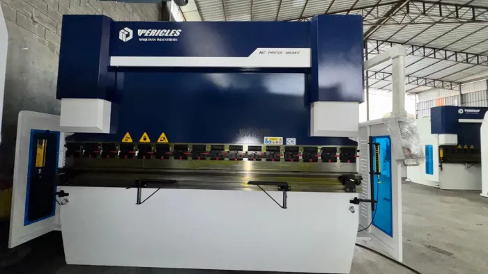Dobradeira CNC
