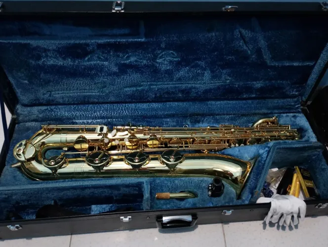 Sax barítono TOKAI Seminovo Vendo TROCO 