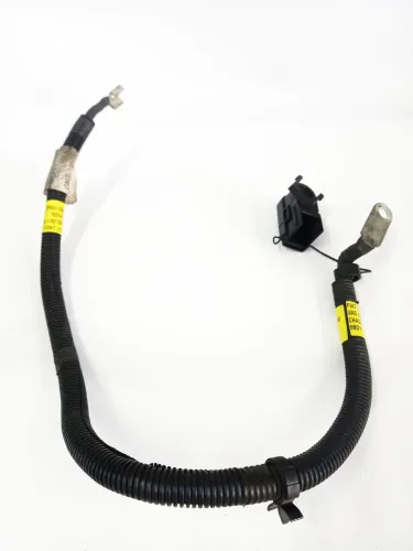 Cabo Positivo Da Bateria Fiat Linea Absol 1.8 2011 