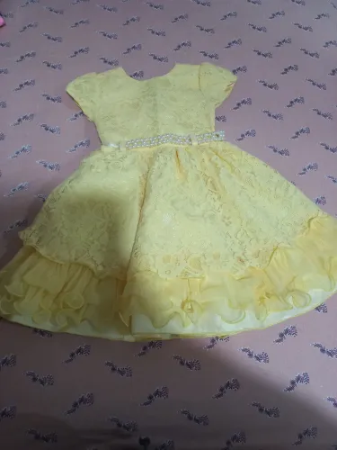 Vestido de renda infantil amarelo tamanho P 1 ano 