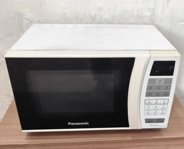 Micro-ondas Panasonic Dia a Dia (06 meses de garantia e entrega grátis)