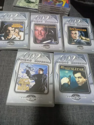Coleção 007 - James Bond nos DVDs