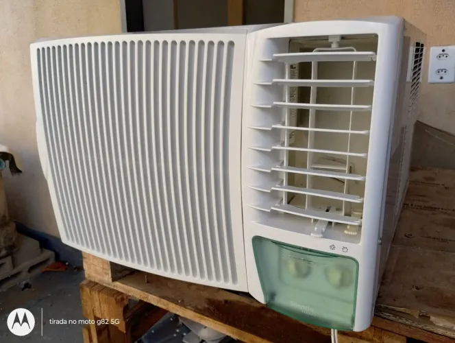 Ar Condicionado janela 10000 BTUs silentia