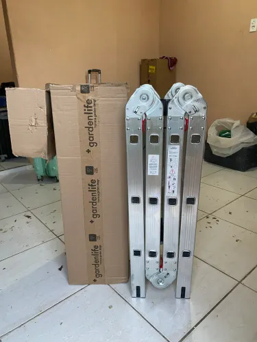 Escada 4x3 de 12 degraus articulada (Nova)
