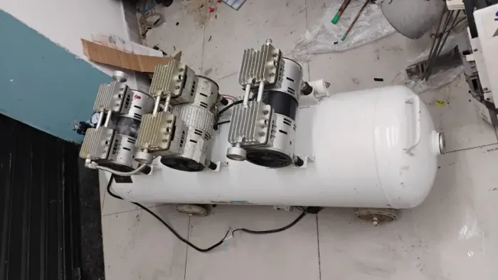 Compressor de ar à pistão inseto de óleo - 220w