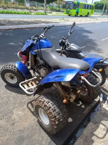 Quadriciclo Bombardier 650 - Carburado