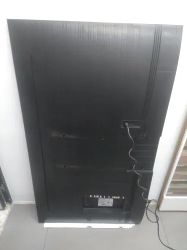 Tv Samsung UN55NU7400G tela Quebrada