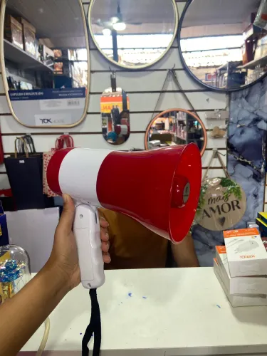 MEGAFONE PORTÁTIL