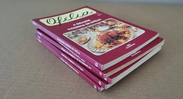 Livros COZINHANDO COM OFÉLIA de Ofélia Ramos Anunciato