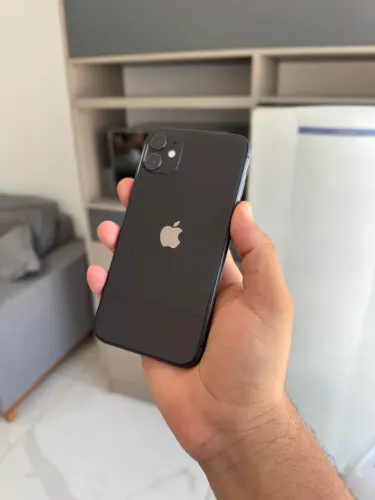 iPhone 11 128 gigas Cabo fonte capinha e fone Bluetooth 