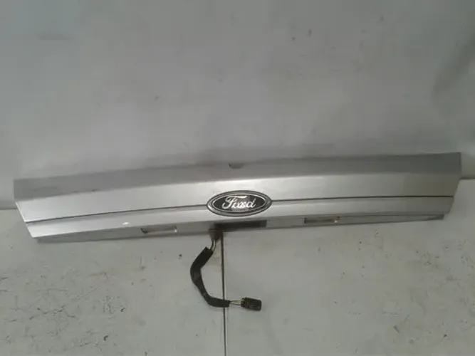 Aplique Tampa Traseira Ford New Fiesta Hatch 2014   1189