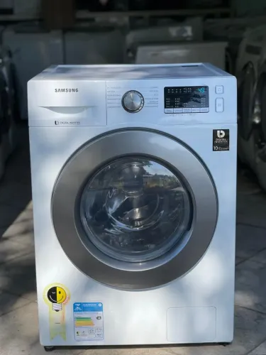 Lava e seca Samsung 11 KG WD11M porta cinza 