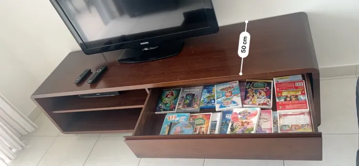 Rack tv  smart  em madeira rodinhas 