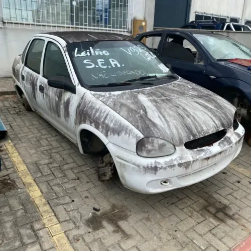 Sucata para Peças GM Chevrolet Corsa Sedan 1.6 8v 92CV 2004