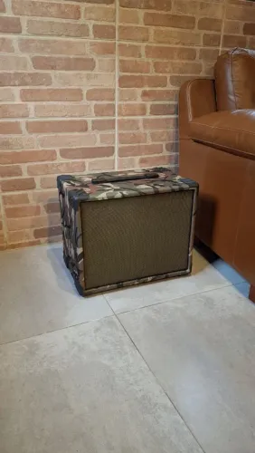 Caixa acústica para guitarra