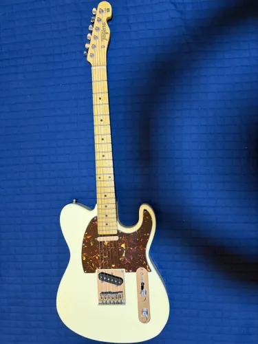 Guitarra tagima T-405 + case