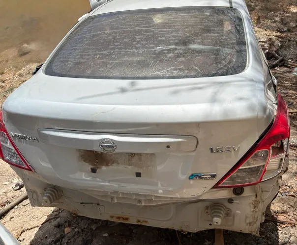 Nissan Versa Sucata 