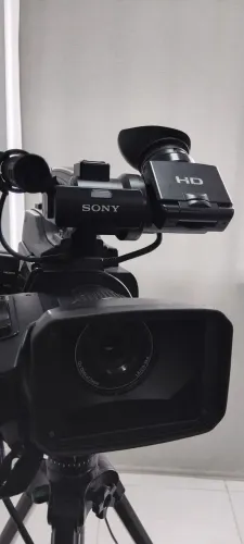 Filmadora Sony HXR MC2000 AVCHD,FULL HD