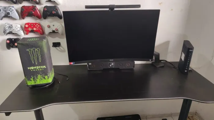 Monitor Asus tuf gaming 31,5 pol curved + suporte articulado