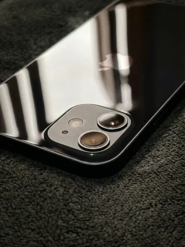 iPhone 12 Preto + Caixa e Carregador ORIGINAIS e 2 Cases MagSafe