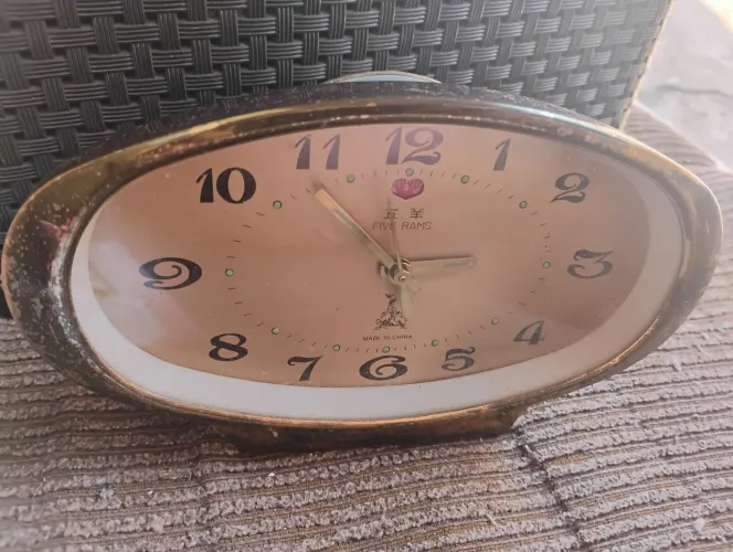 Despertador vintage a corda