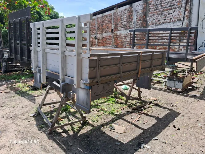 Carroceria de f 1000 D 20 e silverado 