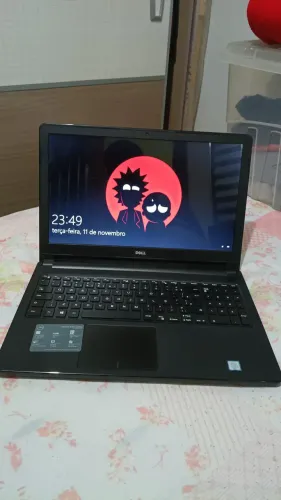 Notebook Dell inspiro 15, com um SSD de 256gb e 8gb RAM