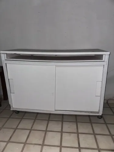 Cômoda com sapateira