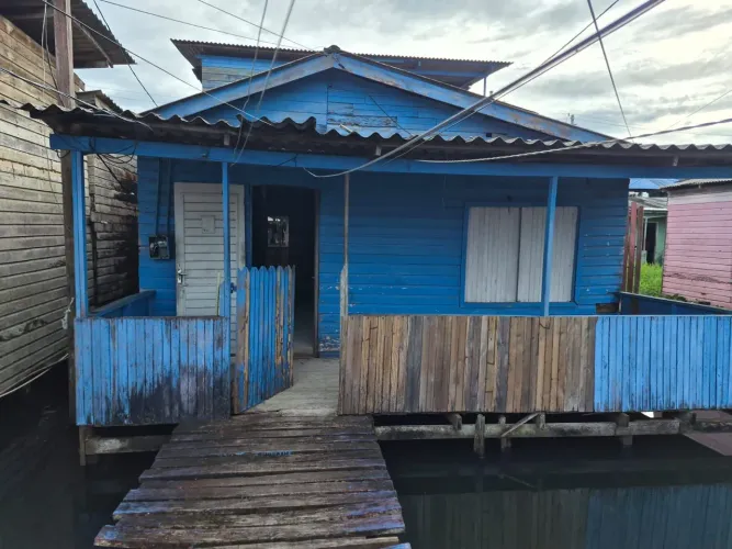 Casa bem espaçosa,bem localizada