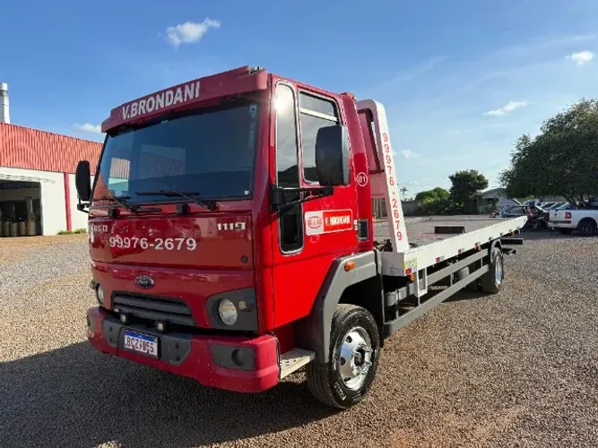 CAMINHÃO GUINCHO CARGO 1119 2019 COM ASA DELTA UNICO DONO