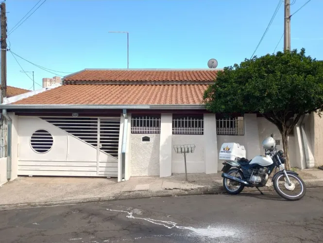 Casa com 3 dormitórios para alugar, 138 m² por R$ 2.600,00/mês - Conjunto Habitacional 23