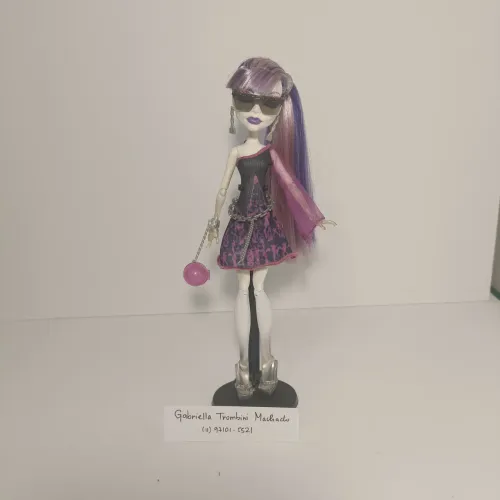 Monster High Spectra Vondergeist Fashion pack customizada - LEIA A DESCRIÇÃO