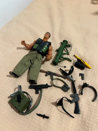 Arnold Schwarzenegger Commando 1985