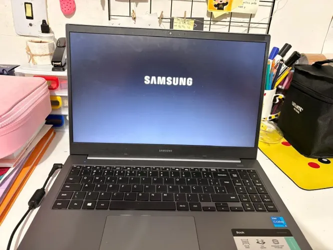 NOTEBOOK SAMSUNG BOOK CORE i5 - 8GB RAM - 256GB - ÓTIMO ESTADO!