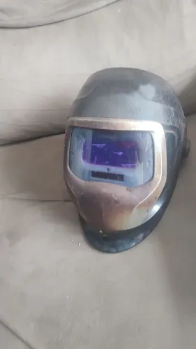 Vendo está máscara de solda top leia a descrição do anúncio.