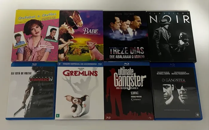Lote de Blu-rays e DVDs - Leia a descrição