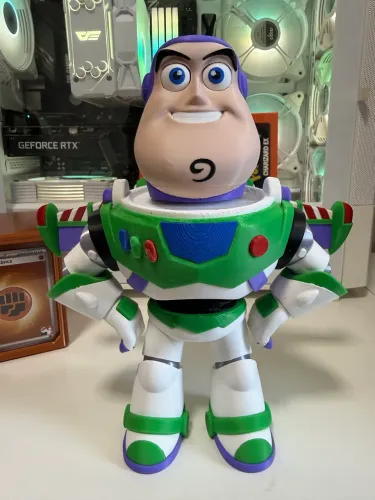 Buzz Lightyear (leves defeitos de impressão)