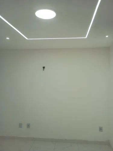 Alugo apt em condomínio fechado 