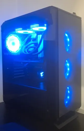 Computador Gamer - Ryzen R7 5700x + RX6600 + 32gb de Ram DDR4.