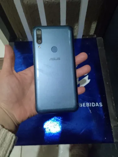 Celular Asus