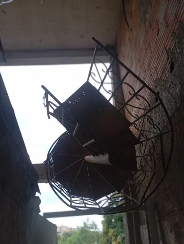 Escada Caracol pra você economizar