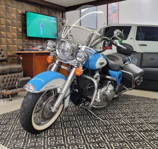 HARLEY DAVIDSON ROAD KING CLASSIC FLHRCSI/CUSTON