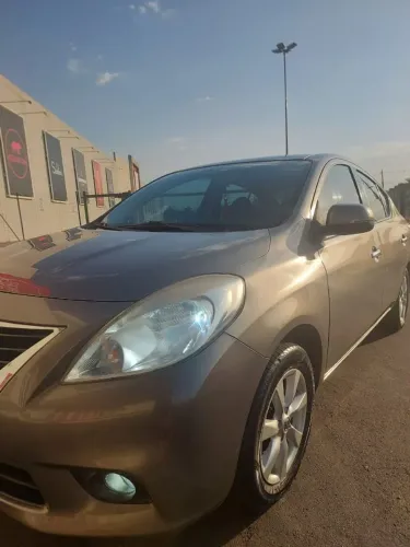 Nissan Versa SL 1.6 16V Flex Fuel 4P Mec. 2014