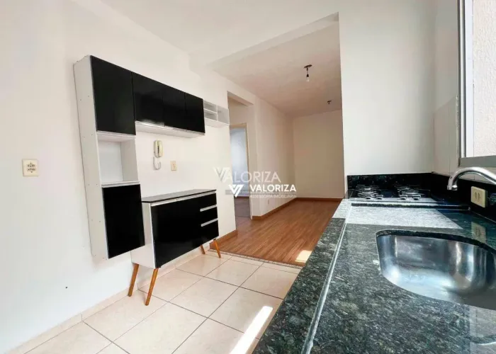 Apartamento com 2 dormitórios à venda, 52 m² por R$ 240.000,00 - Condomínio Parque Serrano